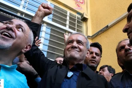 پزشکیان دست به تیغ برد؛ بساط ریخت‌وپاش‌ها جمع می‌شود