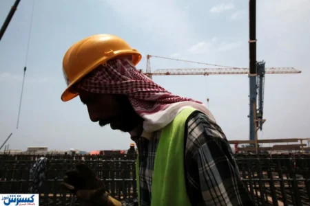 با خط فقر ۵۵ میلیون تومانی حقوق‌ها چقدر باید زیاد شوند؟