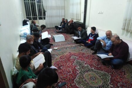 برگزاری منظم جلسه خانگی قرآن کریم در روستای امیرآباد فراهان