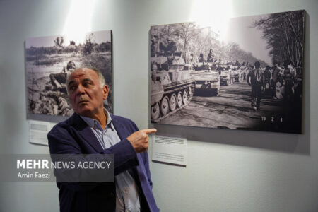 خبرهایی از «پاییز-برگ» و «موزیک‌تک»؛ وقتی یک عکاس لباس زنانه پوشید!