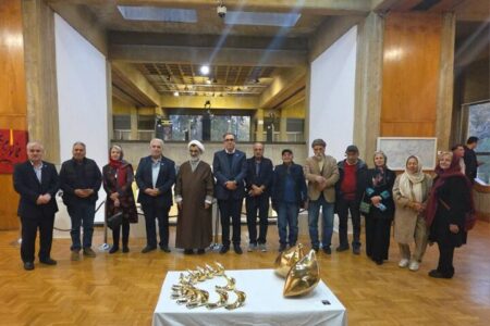 خسروپناه: نمایشگاه هنرمندان پیشکسوت نمادی حکمت بنیان است