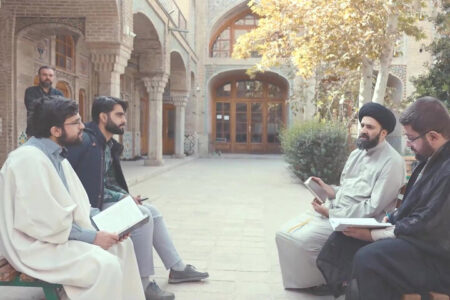 علمای کمتر دیده شده در تلویزیون؛ چرا «میراث نورانی» ادامه ندارد؟