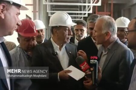 معاون رئیس‌جمهور از بیمارستان ۱۷ شهریور برازجان بازدید کرد