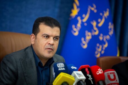 آمادگی معاونت علمی برای سرمایه‌گذاری یک‌ همتی در شبکه آزمایشگاهی کشور