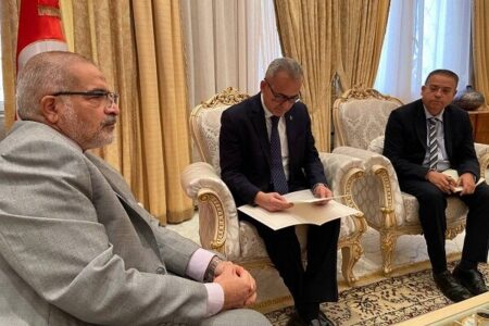 ابلاغ پیام وزیر امور خارجه به وزارت خارجه تونس
