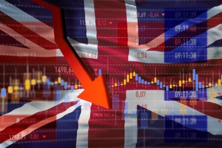 افزایش فشار بر خانوارهای انگلیسی در پی کاهش رشد اقتصادی