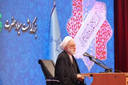 اژه‌ای: جایگاه زن در اسلام رفیع و ستون خانواده است