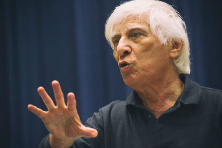 بهرام بیضایی کارگردان و نمایشنامه‌نویس سرشناس درگذشت