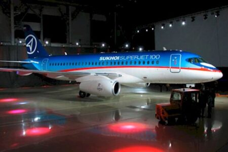 بی اعتنا به ممنوعیت های ترامپ؛ روسیه پرواز به ونزوئلا را متوقف نمی‌کند