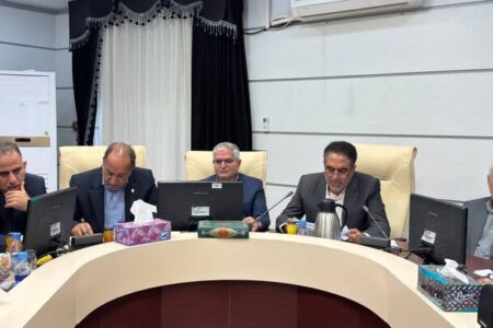 تأکید بر تسریع پرداخت تسهیلات در نشست بانک‌های شرق استان کرمانشاه