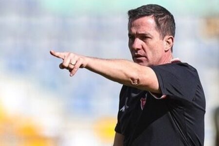 خط قرمز اوسمار روی ستاره‌های پرسپولیس