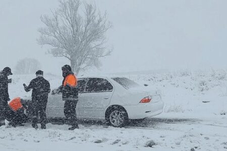 خودروهایی که زنجیره چرخ نداشته باشند در طرح زمستانه پلیس توقیف می شوند