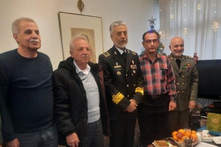 دیدار امیر دریادار سیاری با جانباز «سیمک وارطانیان»