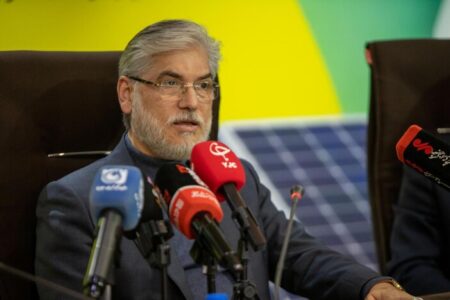 سیمایی‌صراف: توسعه انرژی‌های تجدیدپذیر شرط اصلی پیشرفت کشور است