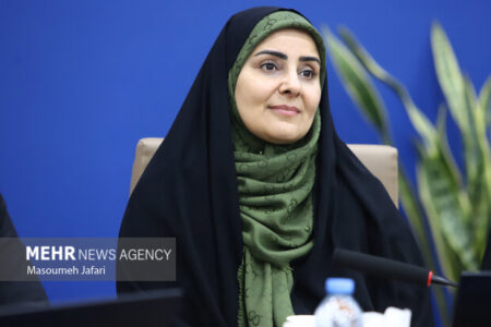 صادق در زنجان: تکمیل پروژه‌های نیمه تمام از راهبردهای دولت چهاردهم است
