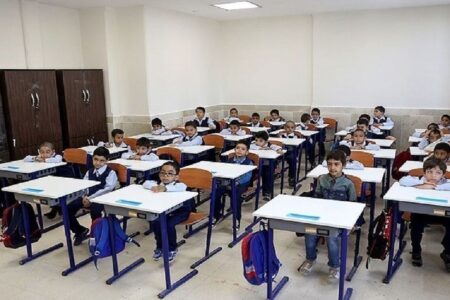 فوری/ تکلیف تعطیلی مدارس استان مرکزی فردا دوشنبه ۸ دی ۱۴۰۴ مشخص شد