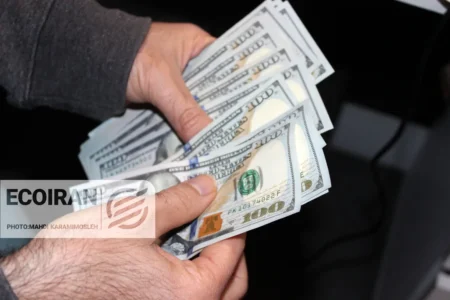 قیمت دلار امروز یکشنبه 30 آذر/ دلار ریزشی شد؟ + جدول