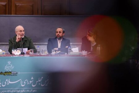 مأموریت قالیباف به مرکز رسانه مجلس و تقاضای رئیس قوه مقننه از رسانه‌ها