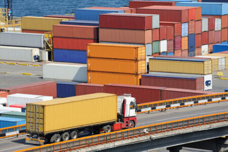 مصوبه ترخیص ۹۰ درصدی کالاها تا پایان بهمن ۱۴۰۴ تمدید شد