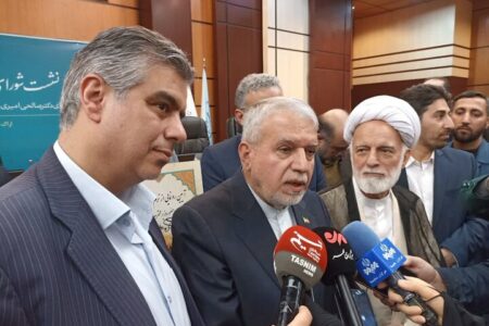 وزیر: چرخ اقتصاد ایران با موج‌های گردشگری دریایی به حرکت درمی‌آید