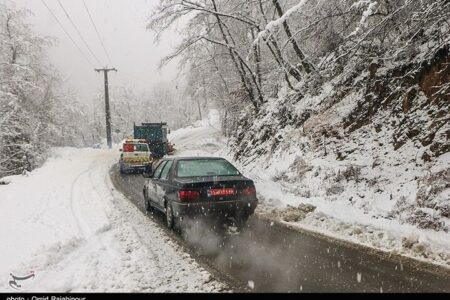 وضعیت جاده‌ها؛ ترافیک سنگین در چالوس و ۳ آزادراه