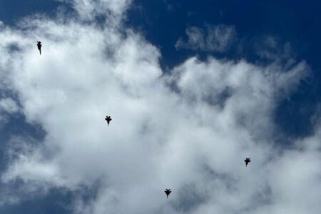 پرواز گسترده جنگنده‌های صهیونیست بر فراز دمشق و درعا