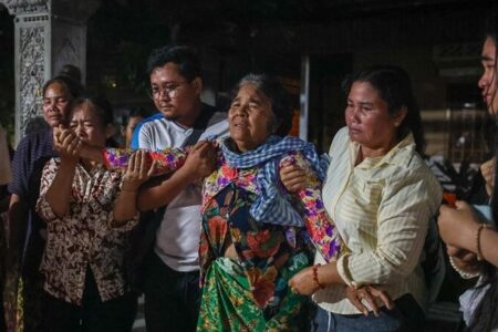 کامبوج از حملات هوایی تایلند خبر داد