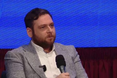 یک تصمیم اشتباه می‌تواند کل دارایی دیجیتال کشور را نابود کند/تمرکز دارایی‌های دیجیتال در یک نهاد ریسک میلیارددلاری ایجاد می‌کند/ بانک مرکزی در حوزه رمزدارایی ریسک حساب‌شده‌ای را پذیرفته است