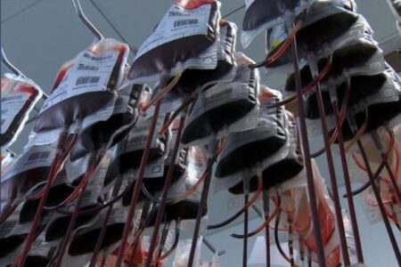 آخرین وضعیت ذخایر خون کشور؛ چرا بعضی استان‌ها همیشه در وضعیت هشدارند؟