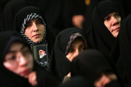 آغاز رویداد زن مجاهد مسلمان؛ بازخوانی انتقادی یک نظریه در میدان تجربه