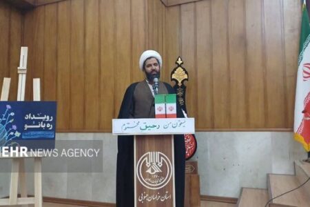 بانوان با روایت صحیح مقابل توطئه‌های دشمن در فضای مجازی بایستند