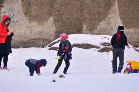 تعطیلی استان فارس فردا یکشنبه ۱۴ دی ۱۴۰۴ / مدارس شیراز تعطیل شد؟