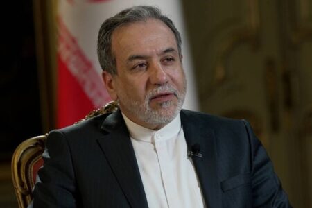 پیام تسلیت وزیر امور خارجه به مناسبت شهادت مرزبان دلیر ایران