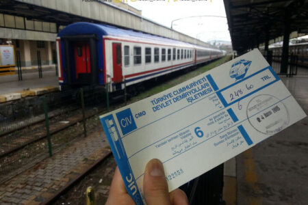 پیش‌فروش بلیت‌ قطارهای مورخ ۱۱ تا ۳۰ بهمن آغاز شد