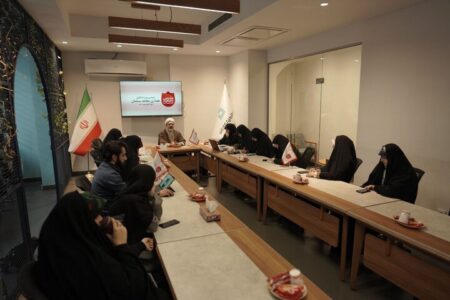 چرا ساختارهای اداری مانع تحقق الگوی سوم زن هستند؟