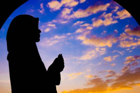 ابزار مومن در جنگ اراده ها چیست؟/دعای صبح و آه شب کلید گنج مقصود است