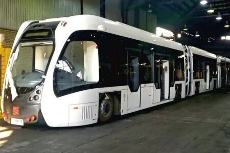 اجرای نخستین تراموای شهری کشور در تبریز