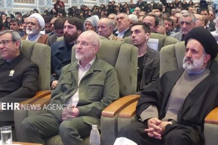 اجلاسیه ملی شهدای غریب اسارت با حضور قالیباف در مشهد برگزار شد