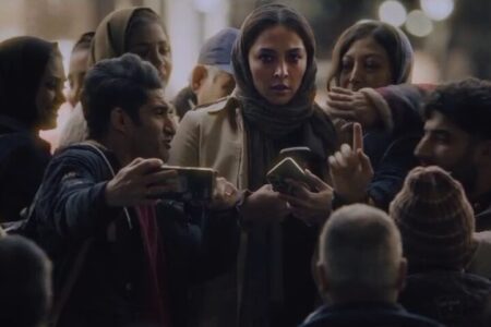 از بی اعتباری سوپراستار سینما در جشنواره فجر تا قایق‌سواری در تهران