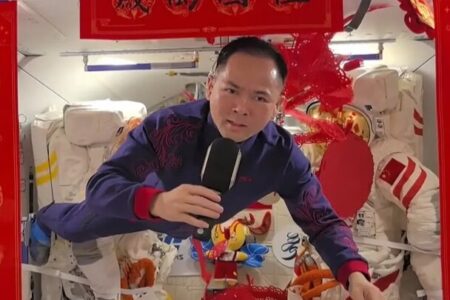 انتشار موزیک ویدئوی فضایی به مناسبت سال نو چینی