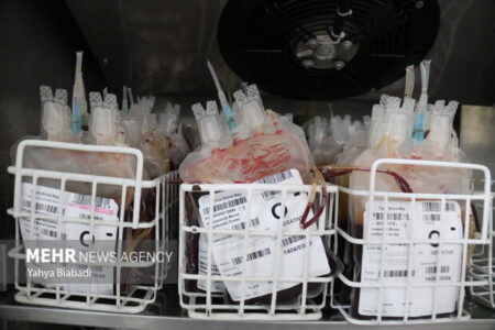 اهدای خون در ماه رمضان نباید به شب‌های قدر محدود شود