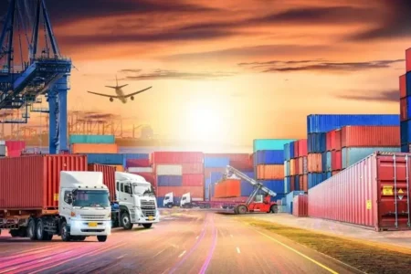 اینفوگرافیک/ تجارت سالانه کشور‌های خاورمیانه