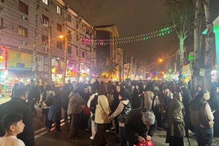 باران هم مانع نشد؛ نیمه‌ شعبان در زادگاه آیت‌الله بهجت (ره)