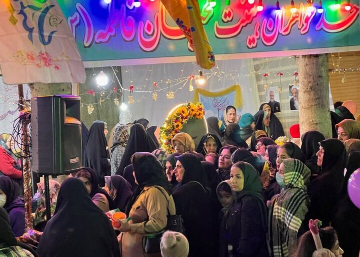 باران هم مانع نشد؛ نیمه‌ شعبان در زادگاه آیت‌الله بهجت (ره)