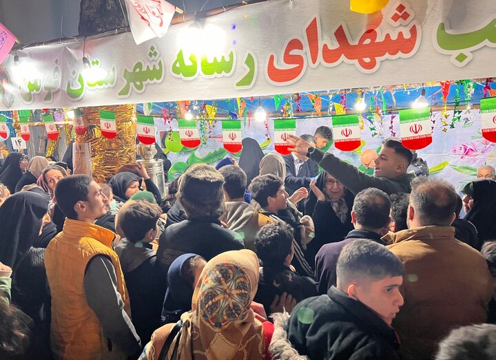 باران هم مانع نشد؛ نیمه‌ شعبان در زادگاه آیت‌الله بهجت (ره)