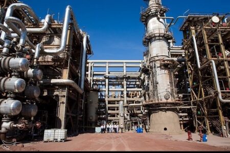 بررسی واگذاری 7/7 درصد پالایش نفت ستاره خلیج فارس در هیات واگذاری