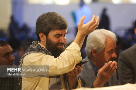 برنامه مناجات‌خوانی مداحان مشهور در ماه رمضان