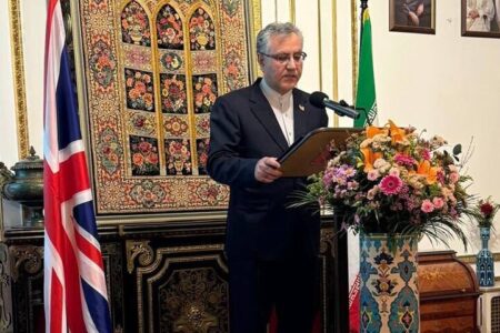 بهبود روابط تهران و لندن درگرو احترام متقابل وپرهیز از بی‌ اعتمادی است