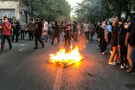 تحلیلی بر وقایع اخیر با تاکید بر «خشونت، رسانه و زیست نوجوانانه»