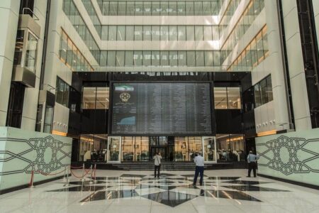 تصمیم مهم برای بازار سرمایه/ بورس بین‌الملل مناطق آزاد وارد فاز اجرایی شد